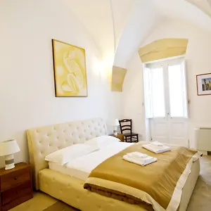 La Bella , Lecce Italy